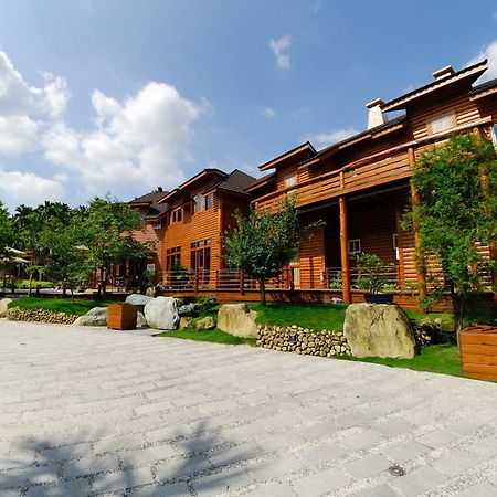 Sakura Villa Nantou Exterior photo